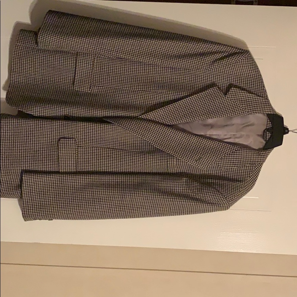 Men’s suit coat